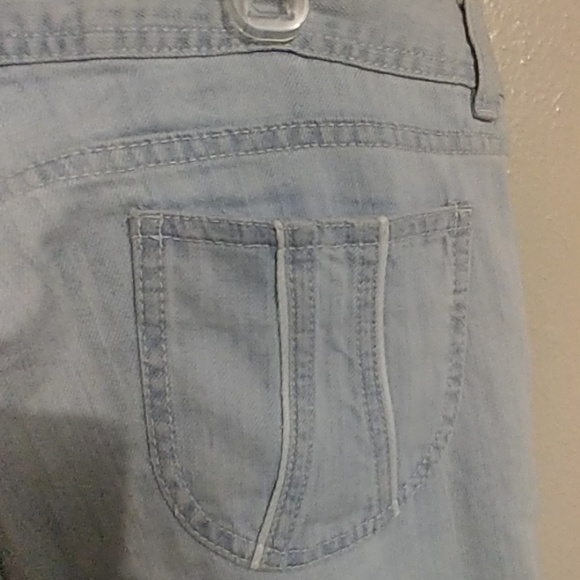 Jeans - Picture 3 of 4